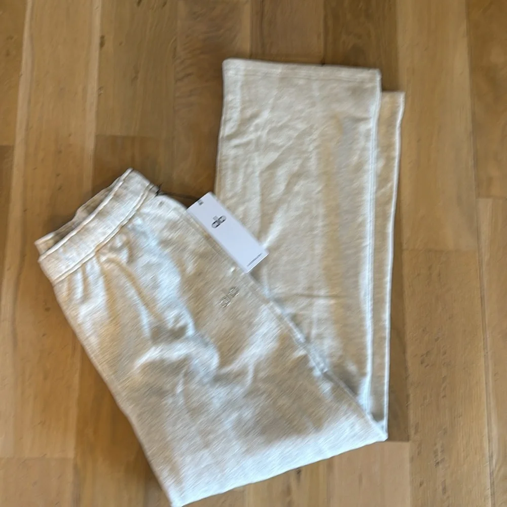 Accolade Straight Leg Sweatpant -Oatmeal Heather-L-NWT - Picture 6 of 7